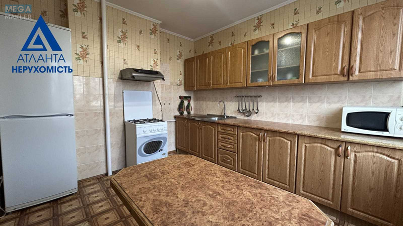 Продаж дома, 2&nbsp;поверху, 217&nbsp;кв.м, 6&nbsp;кімнат, ділянка 10&nbsp;соток, <a class="location-link" href="/lipiny/" title="Недвижимость Липіні">Липини</a>, грушевського, 8 (изображение 4)