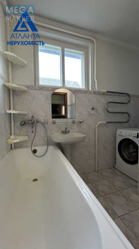 Продаж дома, 2&nbsp;поверху, 217&nbsp;кв.м, 6&nbsp;кімнат, ділянка 10&nbsp;соток, <a class="location-link" href="/lipiny/" title="Недвижимость Липіні">Липини</a>, грушевського, 8 (изображение 8)