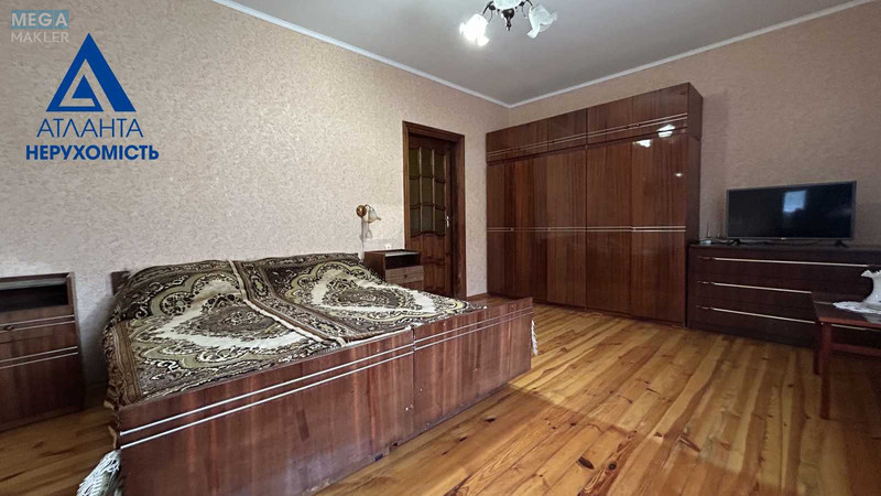 Продаж дома, 2&nbsp;поверху, 217&nbsp;кв.м, 6&nbsp;кімнат, ділянка 10&nbsp;соток, <a class="location-link" href="/lipiny/" title="Недвижимость Липіні">Липини</a>, грушевського, 8 (изображение 10)