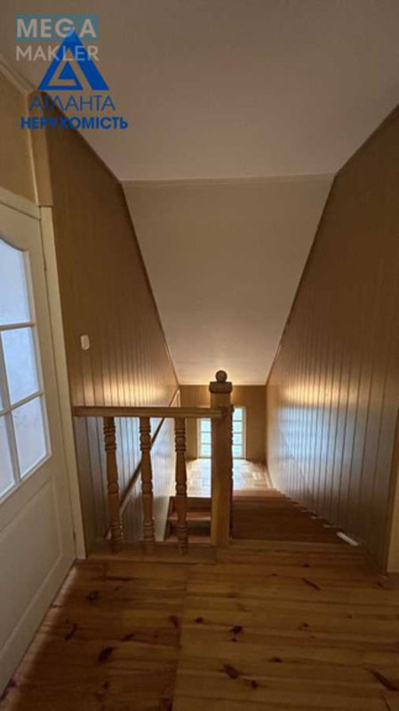 Продаж дома, 2&nbsp;поверху, 217&nbsp;кв.м, 6&nbsp;кімнат, ділянка 10&nbsp;соток, <a class="location-link" href="/lipiny/" title="Недвижимость Липіні">Липини</a>, грушевського, 8 (изображение 15)