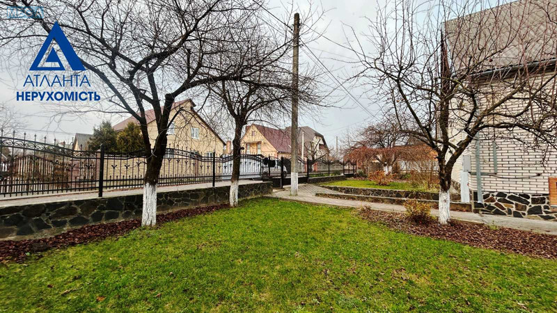 Продаж дома, 2&nbsp;поверху, 217&nbsp;кв.м, 6&nbsp;кімнат, ділянка 10&nbsp;соток, <a class="location-link" href="/lipiny/" title="Недвижимость Липіні">Липини</a>, грушевського, 8 (изображение 17)