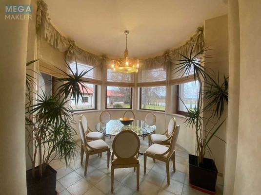 Продаж дома, 2&nbsp;поверху, 585&nbsp;кв.м, 5&nbsp;кімнат, ділянка 24&nbsp;сотки, <a class="location-link" href="/procov/" title="Недвижимость Проців">Проців</a>, Центральна (изображение 7)