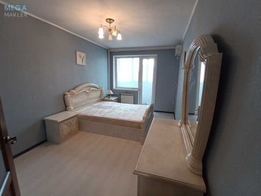 Оренда 3 кімнатної квартири, <a class="location-link" href="/kiev/" title="Недвижимость Київ">Київ</a>, <a class="location-link" href="/kiev/solomenskij/" title="Недвижимость Солом'янський район">Солом'янський р-н</a>, Митрополита Василя Липківського вул., 34 (изображение 3)