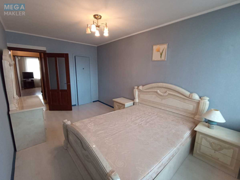 Оренда 3 кімнатної квартири, <a class="location-link" href="/kiev/" title="Недвижимость Київ">Київ</a>, <a class="location-link" href="/kiev/solomenskij/" title="Недвижимость Солом'янський район">Солом'янський р-н</a>, Митрополита Василя Липківського вул., 34 (изображение 4)