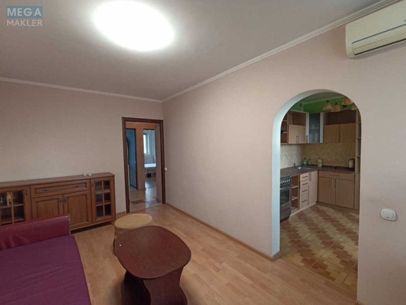 Оренда 3 кімнатної квартири, <a class="location-link" href="/kiev/" title="Недвижимость Київ">Київ</a>, <a class="location-link" href="/kiev/solomenskij/" title="Недвижимость Солом'янський район">Солом'янський р-н</a>, Митрополита Василя Липківського вул., 34 (изображение 6)