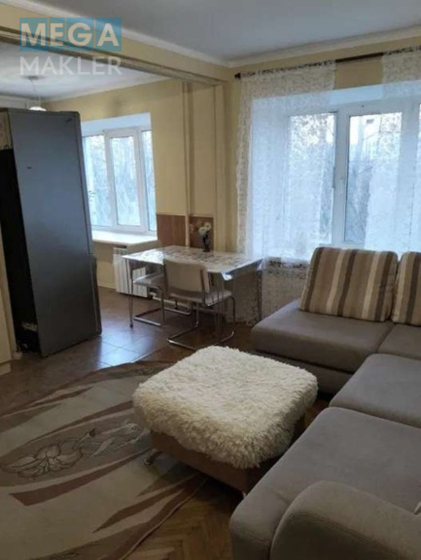 Оренда 2 кімнатної квартири, люкс, <a class="location-link" href="/kiev/" title="Недвижимость Київ">Київ</a>, <a class="location-link" href="/kiev/dneprovskij/" title="Недвижимость Дніпровський район">Дніпровський р-н</a>, вул. Ентузіастів 31/1, Русанівка ( <img src="https://megamakler.com.ua/metro/ff0000.gif" alt="" class="metro" /> м. Левобережная, 15 хв. ) (изображение 5)