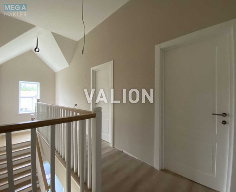 Продаж дома, 2&nbsp;поверху, 210&nbsp;кв.м, 5&nbsp;кімнат, ділянка 8&nbsp;соток, <a class="location-link" href="/roslavichi/" title="Недвижимость Рославичі">Рославичі</a>, Юліанська (изображение 9)