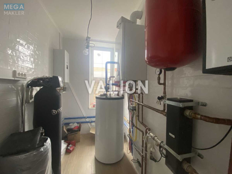 Продаж дома, 2&nbsp;поверху, 210&nbsp;кв.м, 5&nbsp;кімнат, ділянка 8&nbsp;соток, <a class="location-link" href="/roslavichi/" title="Недвижимость Рославичі">Рославичі</a>, Юліанська (изображение 15)