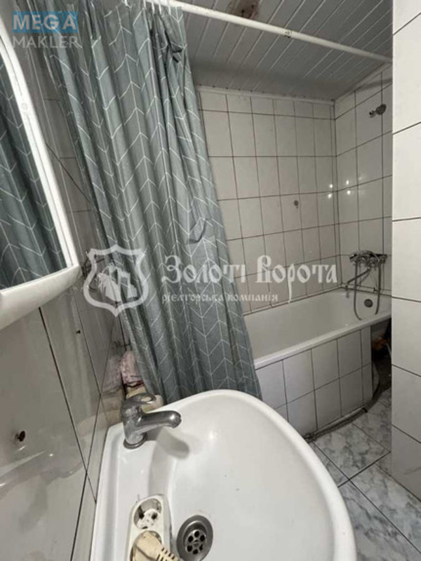 Продаж 2 кімнатної квартири (68,4/43,7/5,7), 3 пов. 5 пов. будинку, <a class="location-link" href="/kiev/" title="Недвижимость Київ">Київ</a>, <a class="location-link" href="/kiev/podolskij/" title="Недвижимость Подільський район">Подільський р-н</a>, Кирилівська вул., 121/2 (изображение 9)