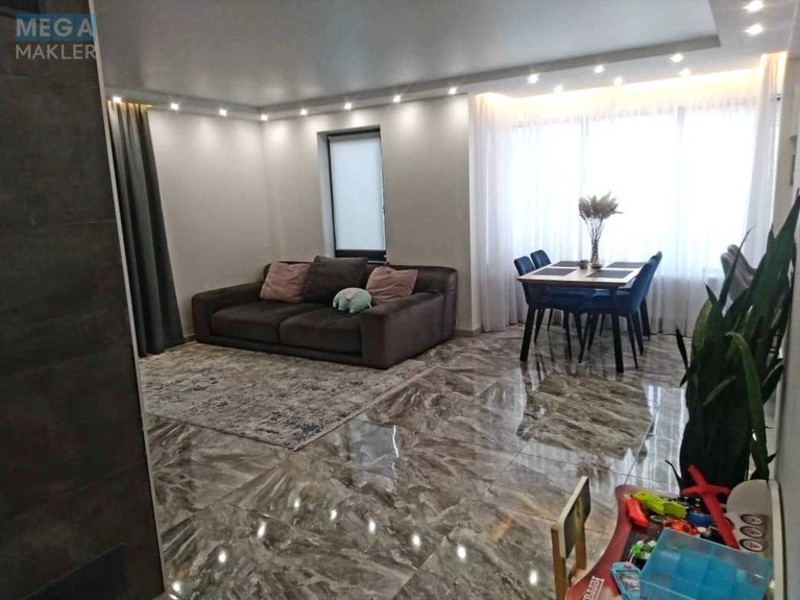 Продаж дома, 2&nbsp;поверху, 220&nbsp;кв.м, 5&nbsp;кімнат, ділянка 10&nbsp;соток, <a class="location-link" href="/vysshaya-dubechnya/" title="Недвижимость Вища Дубечня">Вища Дубечня</a>, Шевченка, 3 (изображение 4)