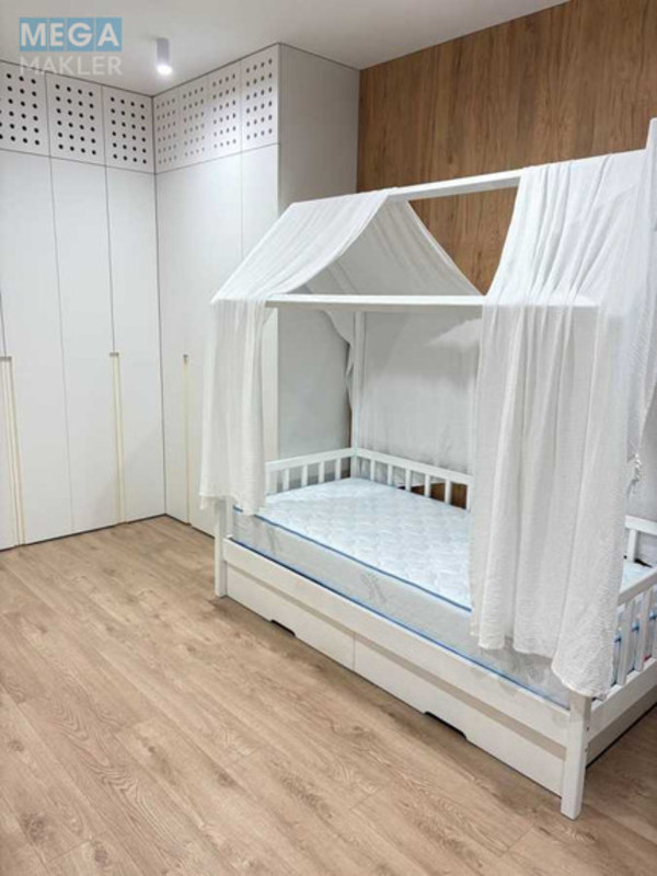 Оренда 3 кімнатної квартири, <a class="location-link" href="/kiev/" title="Недвижимость Київ">Київ</a>, <a class="location-link" href="/kiev/pecherskij/" title="Недвижимость Печерський район">Печерський р-н</a>, Предславинська вул., 44 (изображение 10)