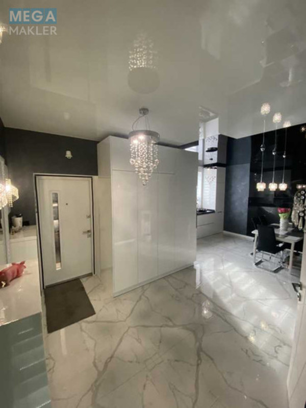 Продаж дома, 3&nbsp;поверху, 145&nbsp;кв.м, 3&nbsp;кімнати, ділянка 1&nbsp;сотка, <a class="location-link" href="/borispol/" title="Недвижимость Бориспіль">Бориспіль</a>, Ясная, 19 (изображение 3)