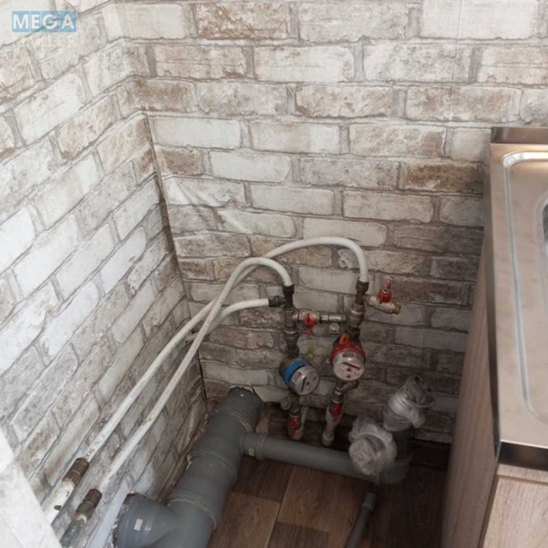 Продаж 2 кімнатної квартири (44/27/7), 2 пов. 9 пов. будинку, <a class="location-link" href="/kiev/" title="Недвижимость Київ">Київ</a>, <a class="location-link" href="/kiev/svyatoshinskij/" title="Недвижимость Святошинський район">Святошинський р-н</a>, Сімї Сосніних вул., 2а (изображение 10)