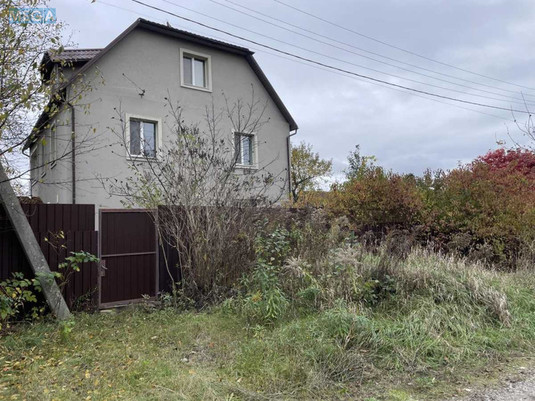 Продаж дома, 3&nbsp;поверху, 252&nbsp;кв.м, 6&nbsp;кімнат, ділянка 9&nbsp;соток, <a class="location-link" href="/kalinovka-pgt-kv/" title="Недвижимость Калинівка">Калинівка</a>, провулок Зоряний, 2 (изображение 22)