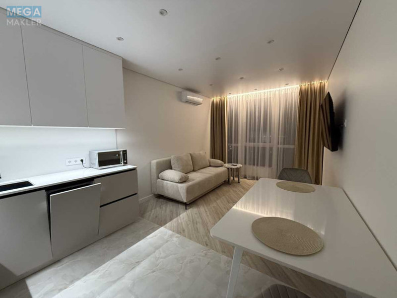 Оренда 1 кімнатної квартири, <a class="location-link" href="/kiev/" title="Недвижимость Київ">Київ</a>, <a class="location-link" href="/kiev/podolskij/" title="Недвижимость Подільський район">Подільський р-н</a>, Семьи Кристеров ул., 2 (изображение 5)