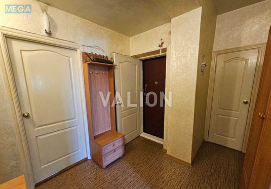 Продаж 4 кімнатної квартири (75/50/8), 5 пов. 5 пов. будинку, <a class="location-link" href="/kiev/" title="Недвижимость Київ">Київ</a>, <a class="location-link" href="/kiev/podolskij/" title="Недвижимость Подільський район">Подільський р-н</a>, Тульчинська вул., 7 (изображение 5)