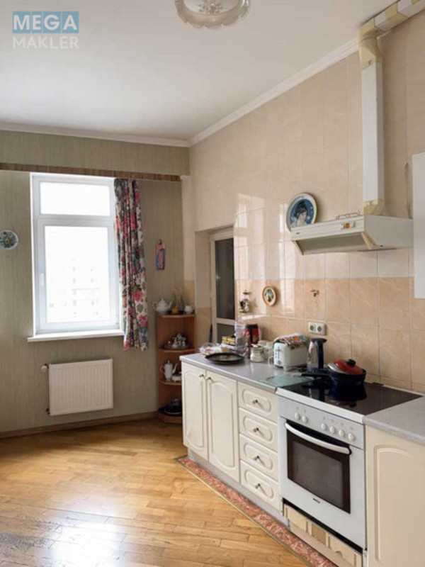 Продаж 2 кімнатної квартири (75/38/13), 12 пов. 24 пов. будинку, <a class="location-link" href="/kiev/" title="Недвижимость Київ">Київ</a>, <a class="location-link" href="/kiev/pecherskij/" title="Недвижимость Печерський район">Печерський р-н</a>, Евгения Коновальца ул., 36б (изображение 4)