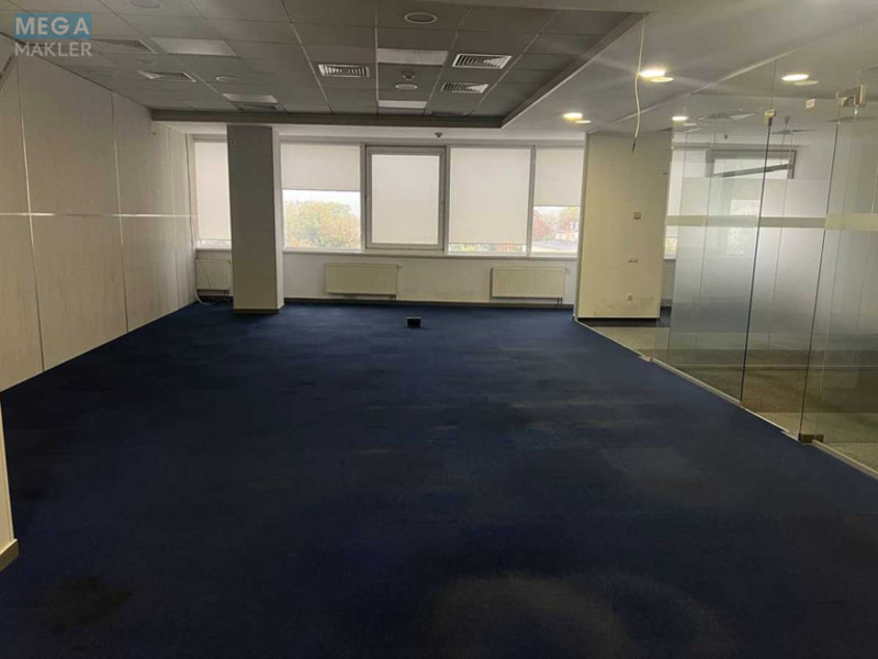 Оренда комерційної нерухомості, 398&nbsp;кв.м, под офис, <a class="location-link" href="/kiev/" title="Недвижимость Київ">Київ</a>, <a class="location-link" href="/kiev/dneprovskij/" title="Недвижимость Дніпровський район">Дніпровський р-н</a>, Евгения Сверстюка ул., 2А (изображение 9)