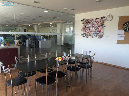 Оренда комерційної нерухомості, 398&nbsp;кв.м, под офис, <a class="location-link" href="/kiev/" title="Недвижимость Київ">Київ</a>, <a class="location-link" href="/kiev/dneprovskij/" title="Недвижимость Дніпровський район">Дніпровський р-н</a>, Евгения Сверстюка ул., 2А (изображение 11)