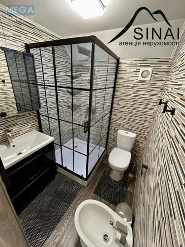 Продаж дома, 1&nbsp; поверх, 230&nbsp;кв.м, 7&nbsp;кімнат, ділянка 12&nbsp;соток, <a class="location-link" href="/beregovo/" title="Недвижимость Берегове">Берегове</a>, Грабовского, 66 (изображение 11)