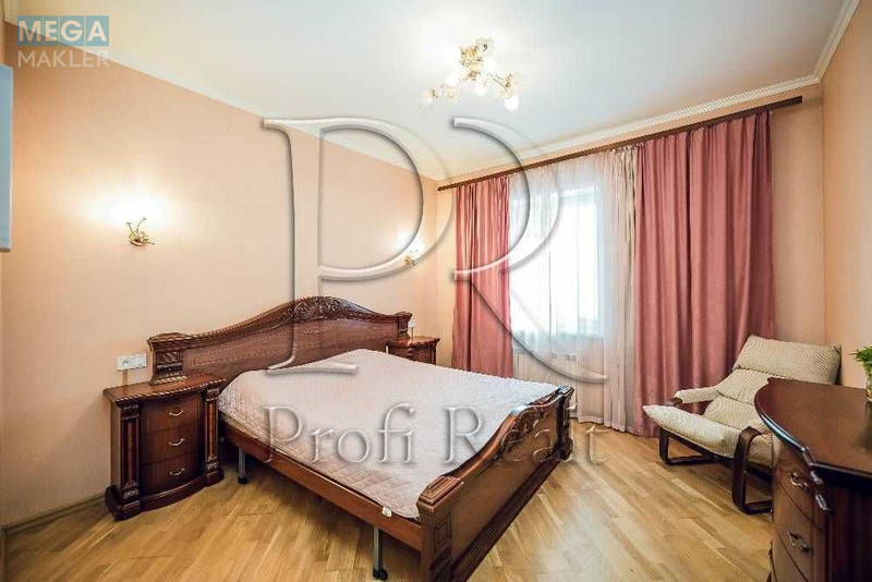 Продаж дома, 2&nbsp;поверху, 278&nbsp;кв.м, 7&nbsp;кімнат, ділянка 8&nbsp;соток, <a class="location-link" href="/velikaya-aleksandrovka-selo/" title="Недвижимость Велика Олександрівка">Велика Олександрівка</a>, Гагаріна вулиця (изображение 4)