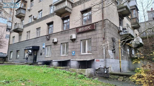 Оренда комерційної нерухомості, 50&nbsp;кв.м, под офис, <a class="location-link" href="/kiev/" title="Недвижимость Київ">Київ</a>, <a class="location-link" href="/kiev/shevchenkovskij/" title="Недвижимость Шевченківський район">Шевченківський р-н</a>, Богдана Хмельницкого ул., 47 (изображение 11)