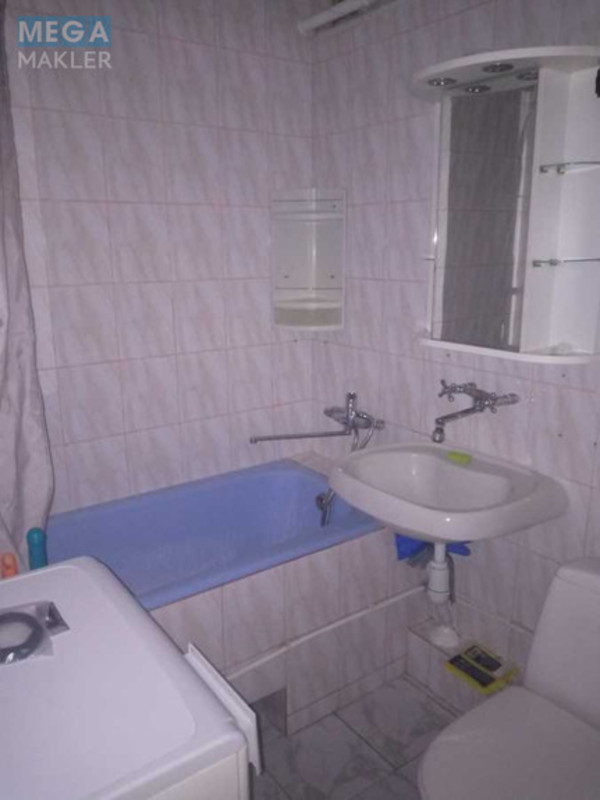 Оренда 2 кімнатної квартири, <a class="location-link" href="/kiev/" title="Недвижимость Київ">Київ</a>, <a class="location-link" href="/kiev/goloseevskij/" title="Недвижимость Голосіївський район">Голосіївський р-н</a>, Казимира Малевича ул., 119 (изображение 8)