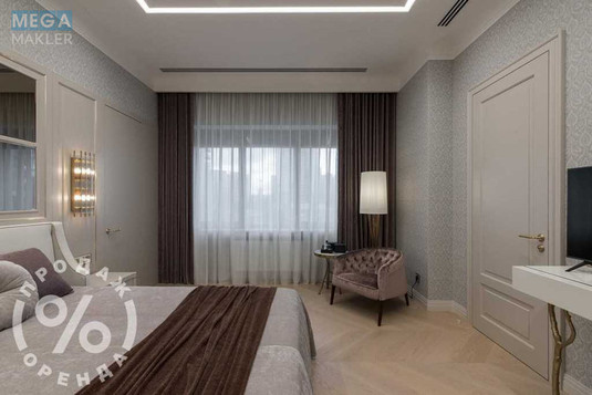 Продаж 4 кімнатної квартири (228/?/23), 5 пов. 5 пов. будинку, <a class="location-link" href="/kiev/" title="Недвижимость Київ">Київ</a>, <a class="location-link" href="/kiev/pecherskij/" title="Недвижимость Печерський район">Печерський р-н</a>, Глазунова вул., 13 (изображение 12)