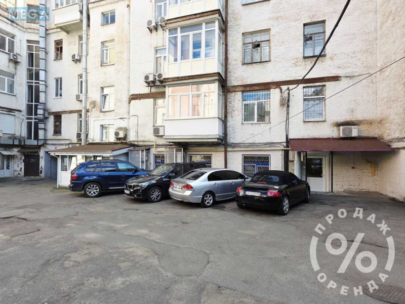 Продаж комерційної нерухомості, 338&nbsp;кв.м, под магазин, <a class="location-link" href="/kiev/" title="Недвижимость Київ">Київ</a>, <a class="location-link" href="/kiev/shevchenkovskij/" title="Недвижимость Шевченківський район">Шевченківський р-н</a>, Саксаганського вул., 42/80 (изображение 12)