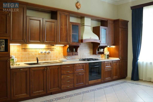 Продаж дома, 3&nbsp;поверху, 523&nbsp;кв.м, 5&nbsp;кімнат, ділянка 7&nbsp;соток, <a class="location-link" href="/kiev/" title="Недвижимость Київ">Київ</a>, <a class="location-link" href="/kiev/svyatoshinskij/" title="Недвижимость Святошинський район">Святошинський р-н</a>, Рубежівська вул., 74 (изображение 3)