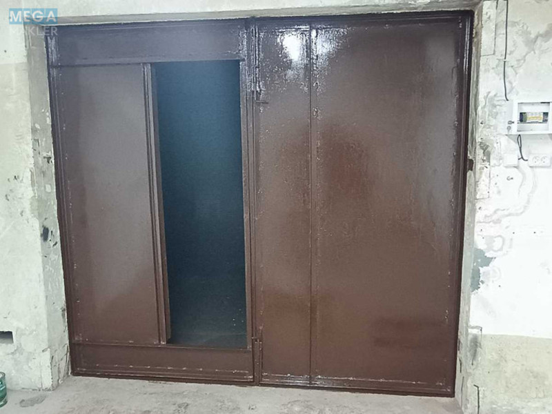 Продаж комерційної нерухомості, 40&nbsp;кв.м, <a class="location-link" href="/kiev/" title="Недвижимость Київ">Київ</a>, <a class="location-link" href="/kiev/desnyanskij/" title="Недвижимость Деснянський район">Деснянський р-н</a>, Крайня вул., 13 (изображение 3)