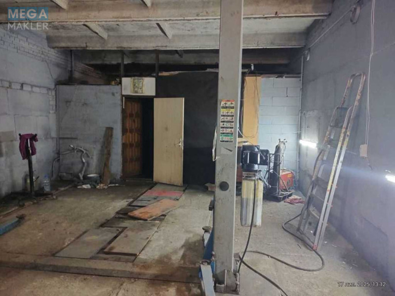 Продаж комерційної нерухомості, 132&nbsp;кв.м, <a class="location-link" href="/kiev/" title="Недвижимость Київ">Київ</a>, <a class="location-link" href="/kiev/desnyanskij/" title="Недвижимость Деснянський район">Деснянський р-н</a>, Пухівська вул., 2 (изображение 13)