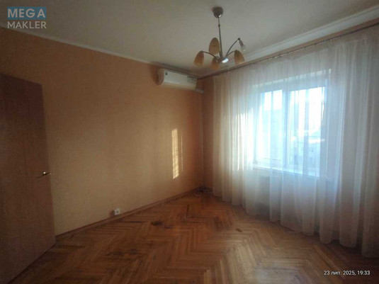 Продаж 2 кімнатної квартири (51/29/7), 6 пов. 9 пов. будинку, <a class="location-link" href="/kiev/" title="Недвижимость Київ">Київ</a>, <a class="location-link" href="/kiev/desnyanskij/" title="Недвижимость Деснянський район">Деснянський р-н</a>, Вікентія Беретті вул., 12 (изображение 8)