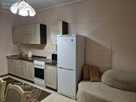 Оренда 1 кімнатної квартири, <a class="location-link" href="/kiev/" title="Недвижимость Київ">Київ</a>, <a class="location-link" href="/kiev/dneprovskij/" title="Недвижимость Дніпровський район">Дніпровський р-н</a>, Воскресенська вул., 14Д (изображение 2)