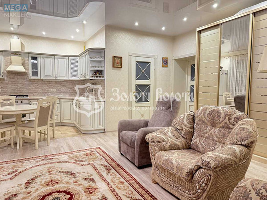 Продаж 2 кімнатної квартири (56,7/33/9), 5 пов. 6 пов. будинку, <a class="location-link" href="/kiev/" title="Недвижимость Київ">Київ</a>, <a class="location-link" href="/kiev/pecherskij/" title="Недвижимость Печерський район">Печерський р-н</a>, Печерський узвіз, 19 (изображение 2)