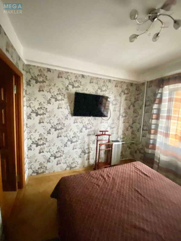 Оренда 3 кімнатної квартири, <a class="location-link" href="/kiev/" title="Недвижимость Київ">Київ</a>, <a class="location-link" href="/kiev/dneprovskij/" title="Недвижимость Дніпровський район">Дніпровський р-н</a>, Братиславська вул., 42 (изображение 4)