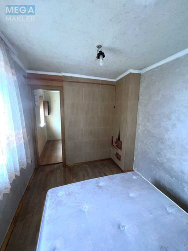 Продаж 2 кімнатної квартири (41/32/5), 2 пов. 2 пов. будинку, <a class="location-link" href="/vasilkov/" title="Недвижимость Васильків">Васильків</a>, Романтична (Гьольца), 3 (изображение 3)