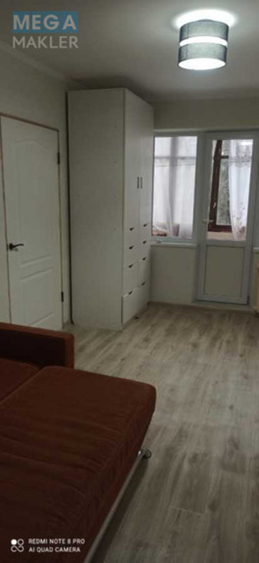 Оренда 2 кімнатної квартири, <a class="location-link" href="/kiev/" title="Недвижимость Київ">Київ</a>, <a class="location-link" href="/kiev/solomenskij/" title="Недвижимость Солом'янський район">Солом'янський р-н</a>, Николая Василенко ул., 25 (изображение 9)