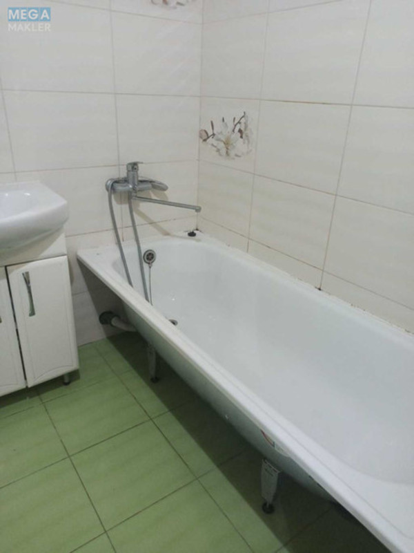 Новобудова, 7 поверхів, <a class="location-link" href="/gostomel/" title="Недвижимость Гостомель">Гостомель</a>, Бучанское шоссе (изображение 2)