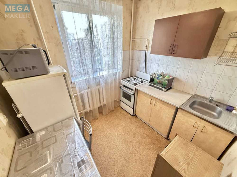 Оренда 1 кімнатної квартири, <a class="location-link" href="/kiev/" title="Недвижимость Київ">Київ</a>, <a class="location-link" href="/kiev/dneprovskij/" title="Недвижимость Дніпровський район">Дніпровський р-н</a>, Краковская ул., 18 (изображение 8)