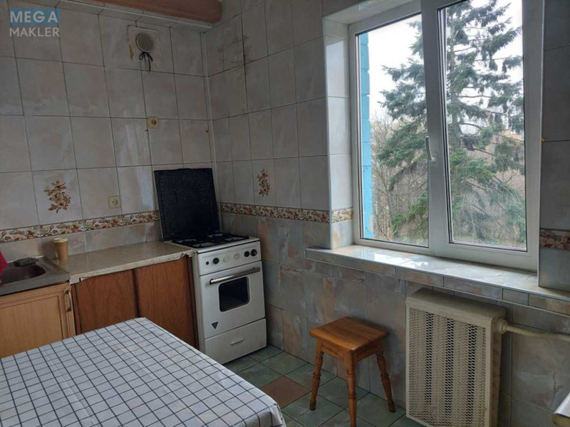 Оренда 3 кімнатної квартири, <a class="location-link" href="/kiev/" title="Недвижимость Київ">Київ</a>, <a class="location-link" href="/kiev/podolskij/" title="Недвижимость Подільський район">Подільський р-н</a>, Тираспольская ул., 43А (изображение 10)