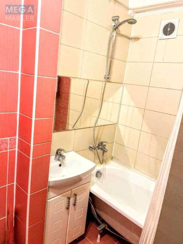 Оренда 2 кімнатної квартири, <a class="location-link" href="/kiev/" title="Недвижимость Київ">Київ</a>, <a class="location-link" href="/kiev/dneprovskij/" title="Недвижимость Дніпровський район">Дніпровський р-н</a>, Валентина Сєрова вул., 34 (изображение 12)