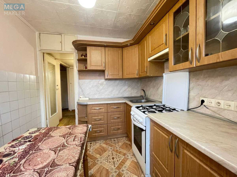 Продаж 2 кімнатної квартири (52/30/9), 4 пов. 9 пов. будинку, <a class="location-link" href="/kiev/" title="Недвижимость Київ">Київ</a>, <a class="location-link" href="/kiev/darnickij/" title="Недвижимость Дарницький район">Дарницький р-н</a>, Вереснева ул., 12А (изображение 6)