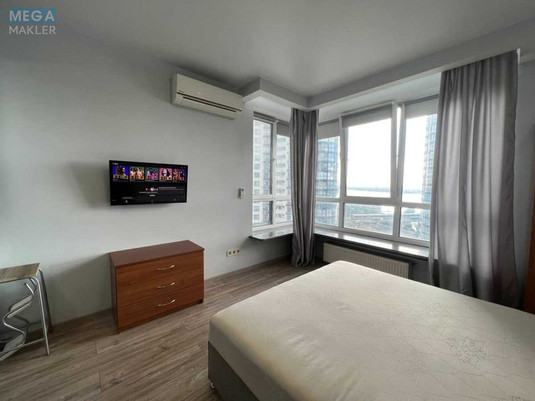 Оренда 1 кімнатної квартири, <a class="location-link" href="/kiev/" title="Недвижимость Київ">Київ</a>, <a class="location-link" href="/kiev/darnickij/" title="Недвижимость Дарницький район">Дарницький р-н</a>, Заречная ул., 3А (изображение 9)