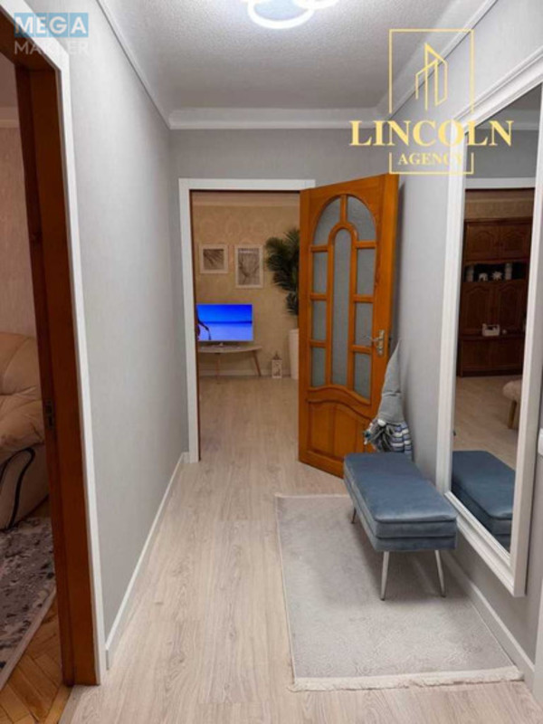 Продаж 2 кімнатної квартири (53/?/10), 7 пов. 10 пов. будинку, <a class="location-link" href="/kiev/" title="Недвижимость Київ">Київ</a>, <a class="location-link" href="/kiev/solomenskij/" title="Недвижимость Солом'янський район">Солом'янський р-н</a>, Соломенская ул., 4/2 (изображение 10)