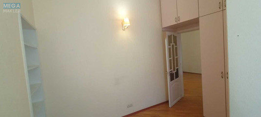 Продаж 2 кімнатної квартири (51/28/14), 3 пов. 4 пов. будинку, <a class="location-link" href="/kiev/" title="Недвижимость Київ">Київ</a>, <a class="location-link" href="/kiev/shevchenkovskij/" title="Недвижимость Шевченківський район">Шевченківський р-н</a>, Тургенєвська вул., 35а (изображение 6)