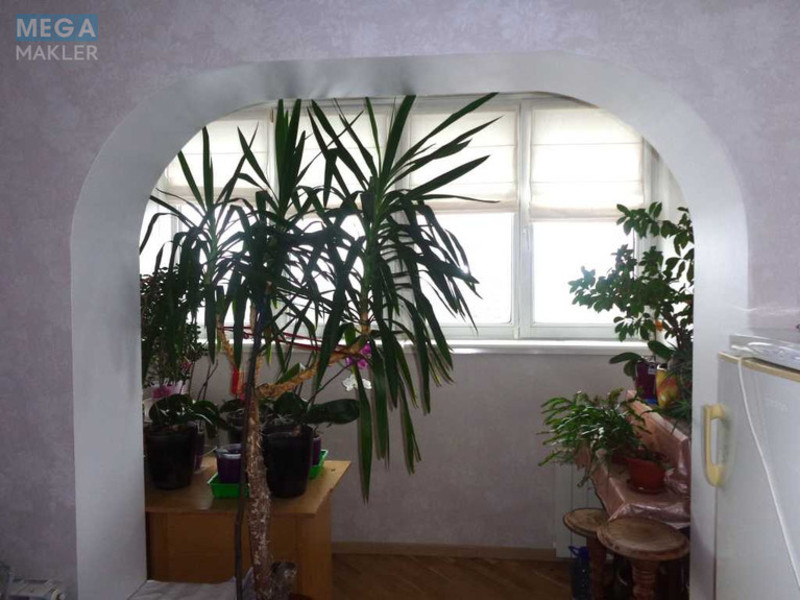 Продаж 3 кімнатної квартири (81/60/9), 12 пов. 16 пов. будинку, <a class="location-link" href="/kiev/" title="Недвижимость Київ">Київ</a>, <a class="location-link" href="/kiev/goloseevskij/" title="Недвижимость Голосіївський район">Голосіївський р-н</a>, Лятошинського вул., 2 (изображение 11)