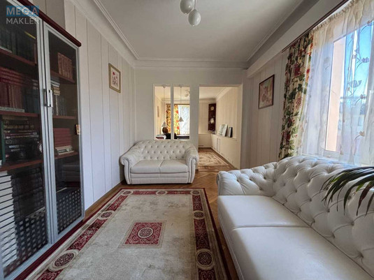 Оренда дома, <a class="location-link" href="/kiev/" title="Недвижимость Київ">Київ</a>, <a class="location-link" href="/kiev/goloseevskij/" title="Недвижимость Голосіївський район">Голосіївський р-н</a>, Гвардійська вул. (изображение 3)