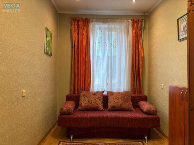 Оренда дома, <a class="location-link" href="/kiev/" title="Недвижимость Київ">Київ</a>, <a class="location-link" href="/kiev/goloseevskij/" title="Недвижимость Голосіївський район">Голосіївський р-н</a>, Гвардійська вул. (изображение 6)