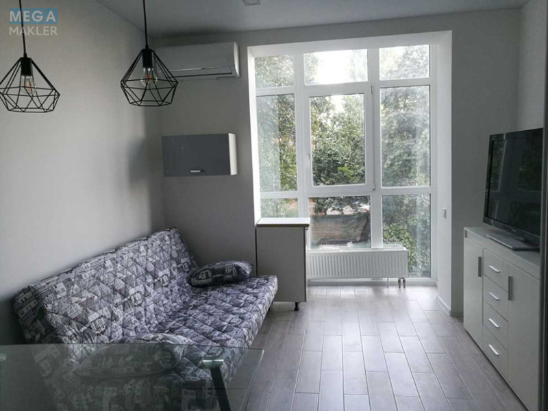 Оренда 1 кімнатної квартири, <a class="location-link" href="/kiev/" title="Недвижимость Київ">Київ</a>, <a class="location-link" href="/kiev/pecherskij/" title="Недвижимость Печерський район">Печерський р-н</a>, Миколи Соловцова вул., 2 (изображение 9)